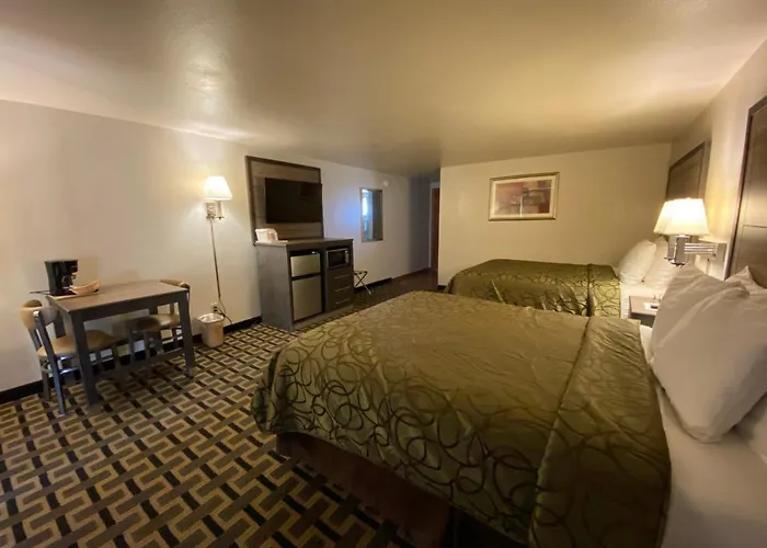In The Pines Motel 2*